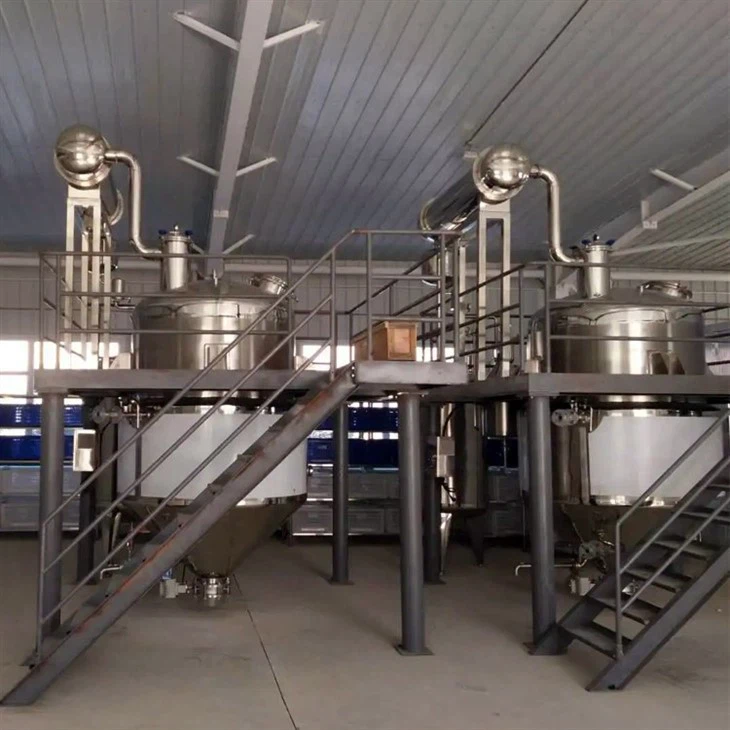 Wormwood essential oil distillation equipment (5)